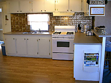 Cottage large kitchen